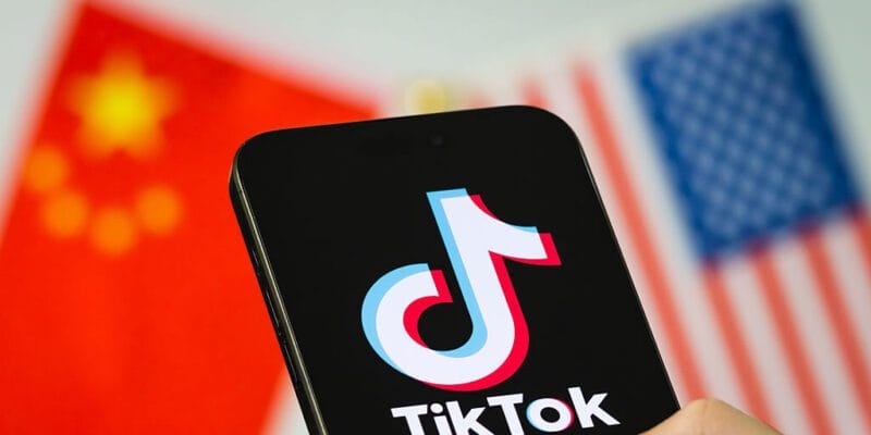 “China keeps the algorithm”: Critics attack Trump’s TikTok deal 6 china keeps the algorithm critics attack trump