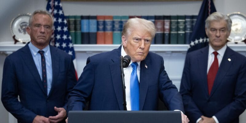 Anti-vaccine allies cheer as Trump claims shots have “too much liquid” 18 anti-vaccine allies cheer as trump claims shots
