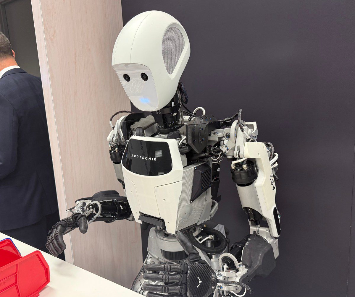 famed roboticist says humanoid robot bubble is