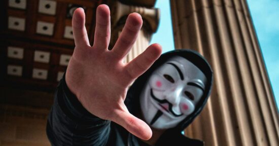 france confirms new apple spyware campaign alert