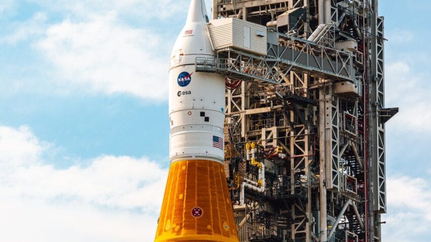 Congress and Trump may compromise on the SLS rocket by axing its costly upper stage 1 congress and trump may compromise on the