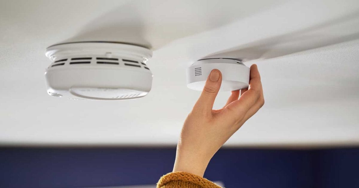 simplisafe s dedicated alarm listener takes notes