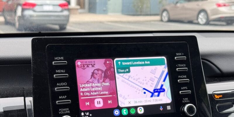 This Android Auto bug makes the music widget hard to read 7 this android auto bug makes the music