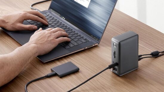 this anker docking station comes with 13