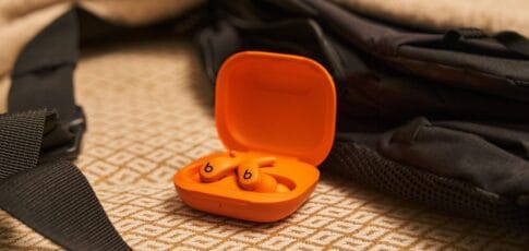 apple unveils powerbeats fit with more flexible