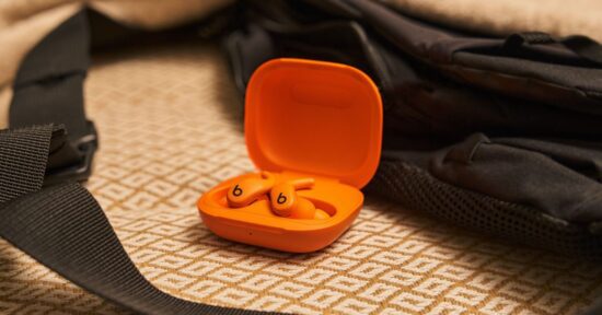 apple unveils powerbeats fit with more flexible