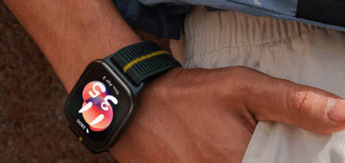 score the motorola moto watch fit for