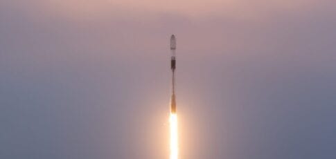 pentagon begins deploying new satellite network to