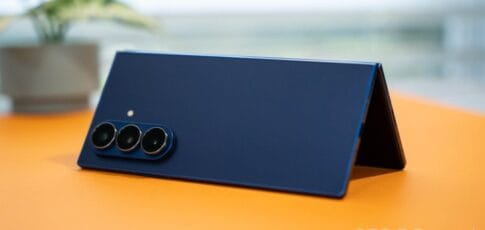 samsung galaxy trifold leak offers glimpse into