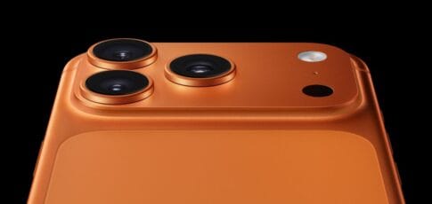 iphone 17 pro max easily beats samsung