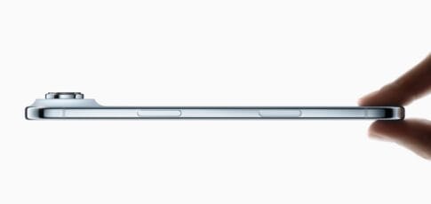 tim cook and other apple execs talk