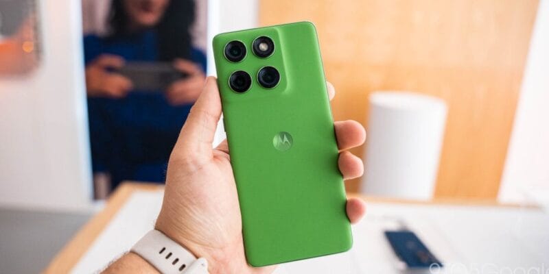 Motorola is next to join the ultra-thin smartphone race, new leak suggests 6 motorola is next to join the ultra-thin