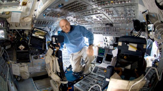 senators try to halt shuttle move saying
