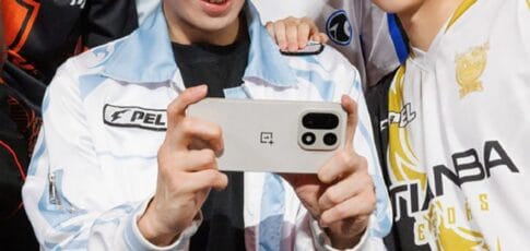 here s the oneplus 15 with its