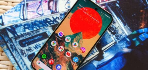 google mandates developers to support android 16