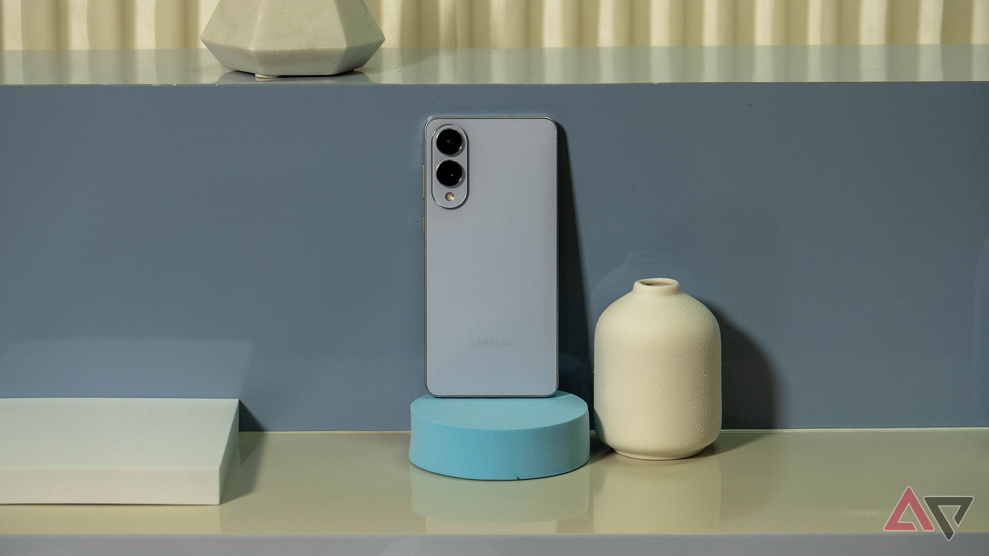 skip the iphone air and grab samsung