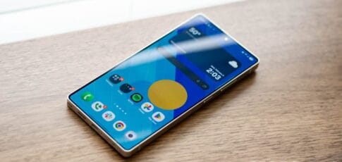 samsung preparing next major android 16 update