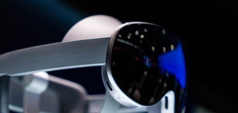 samsung will let galaxy phones take spatial