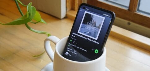 spotify free users can finally ditch shuffle