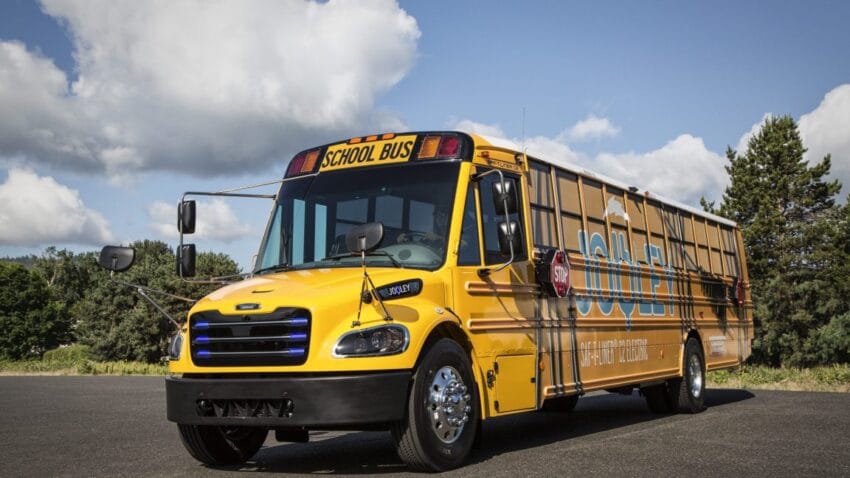 illinois utility tries using electric school buses