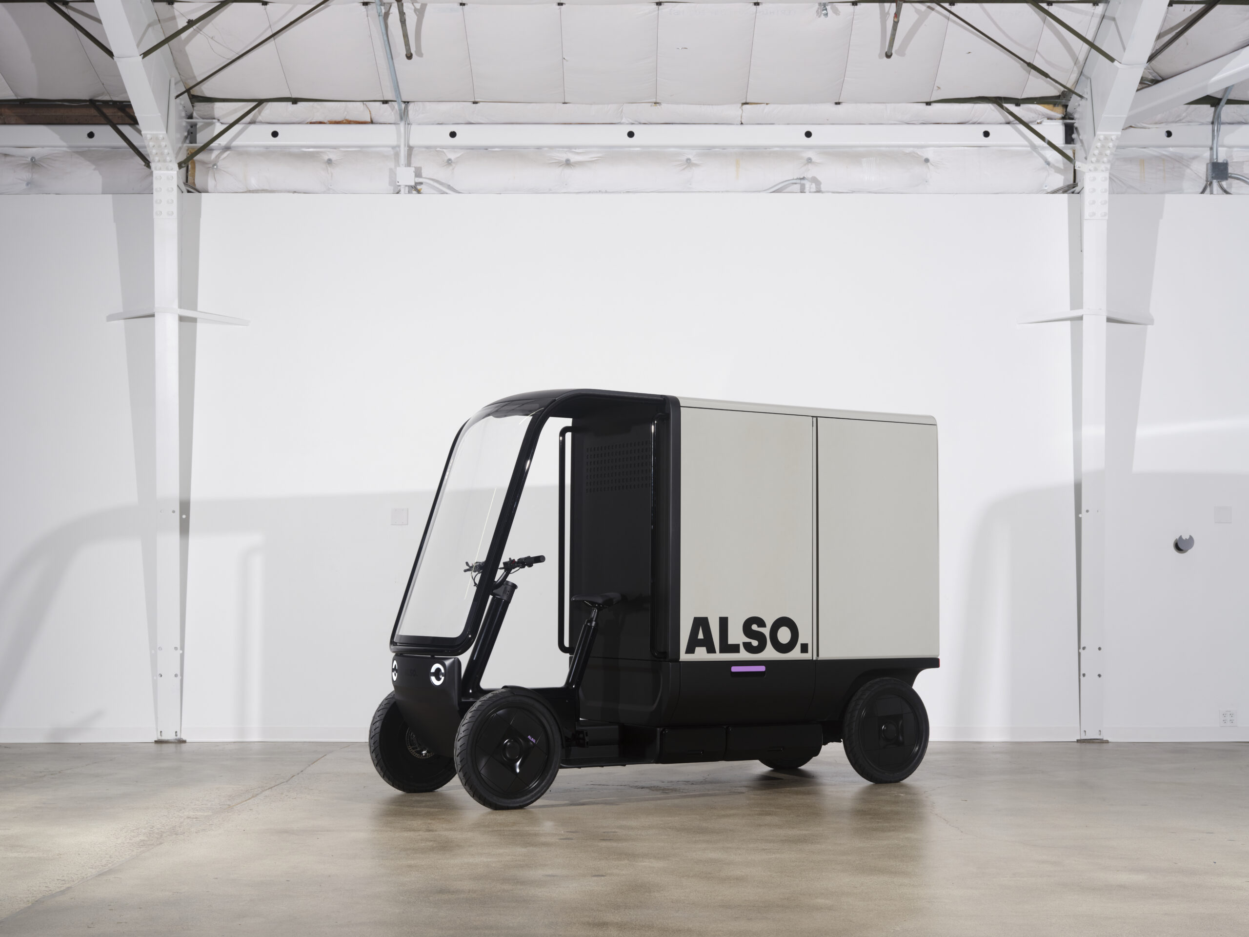 amazon wants to buy thousands of rivian