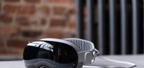 apple sidelines lighter vision pro to prioritize