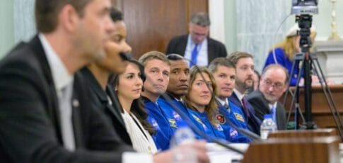 elon musk just declared war on nasa