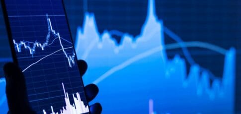 apple stock gets 320 target from bank