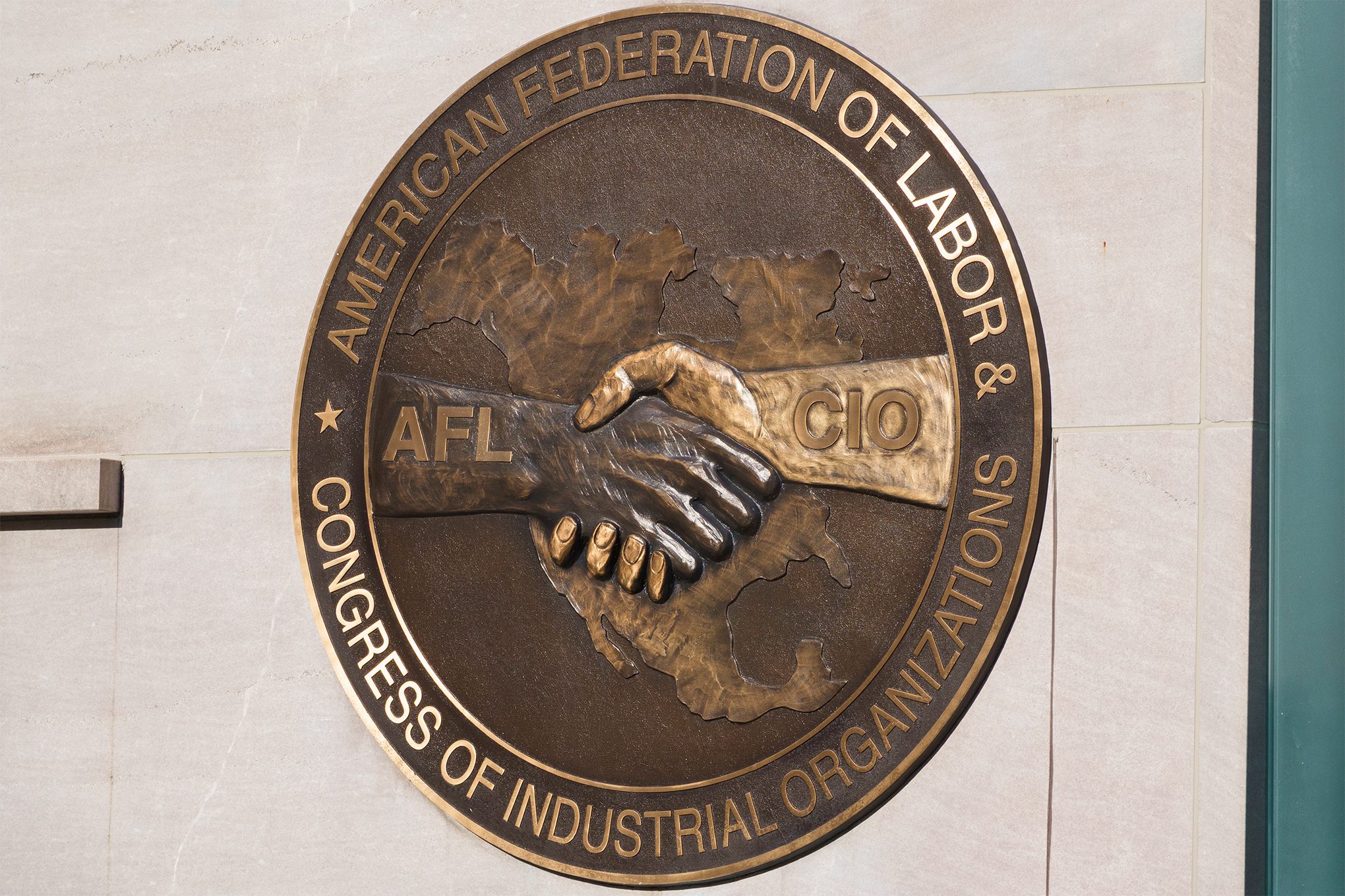 major federation of unions calls for worker-centered