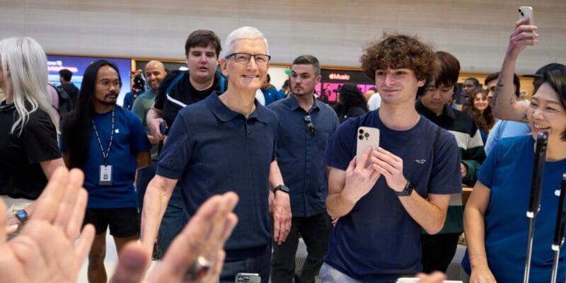 Upgraders vs. newcomers: who drove sales for each product category during Apple’s Q4 2025 12 upgraders vs newcomers who drove sales for