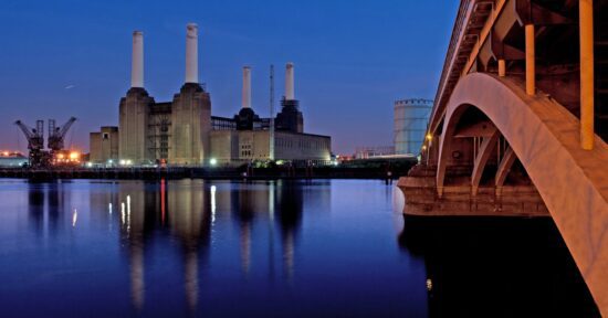 uk regulator formally designates apple and google