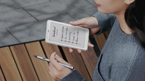 the android-powered boox palma 2 pro fits