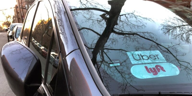 Newsom signs bill giving Uber and Lyft drivers in California the right to unionize 17 newsom signs bill giving uber and lyft