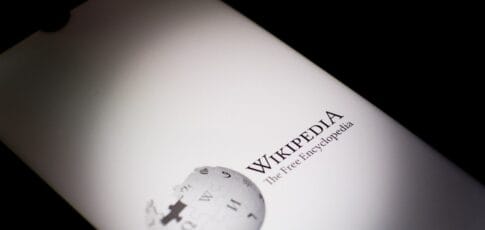 wikipedia says traffic is falling due to