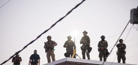 apple removes iceblock and similar tracking apps