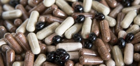 man takes herbal pain quackery nearly dies