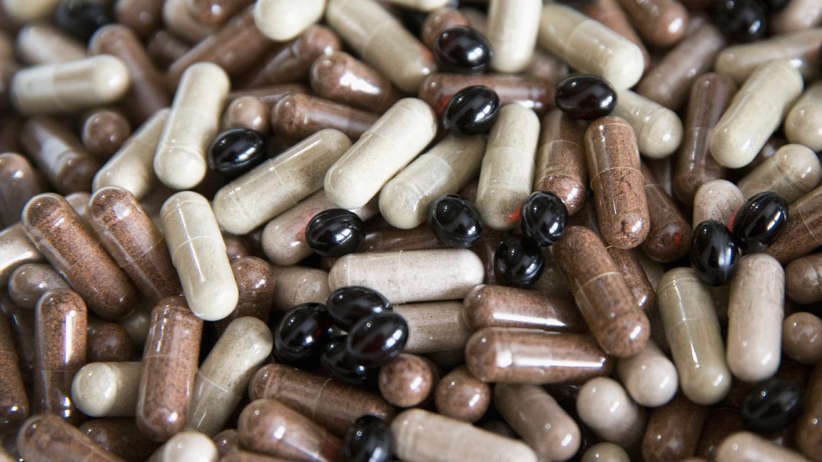 man takes herbal pain quackery nearly dies