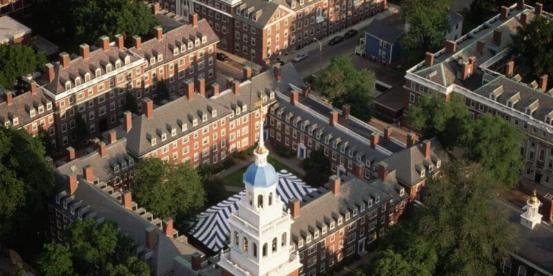 With deadline looming, 4 of 9 universities reject Trump’s “compact” to remake higher ed 8 with deadline looming 4 of 9 universities