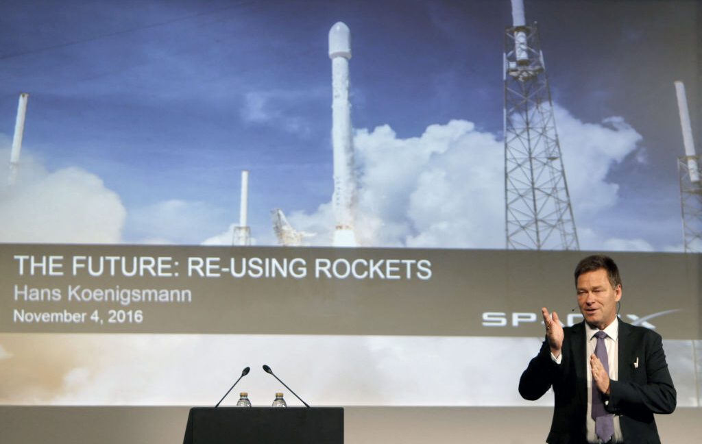 hans koenigsmann who investigated all of spacex