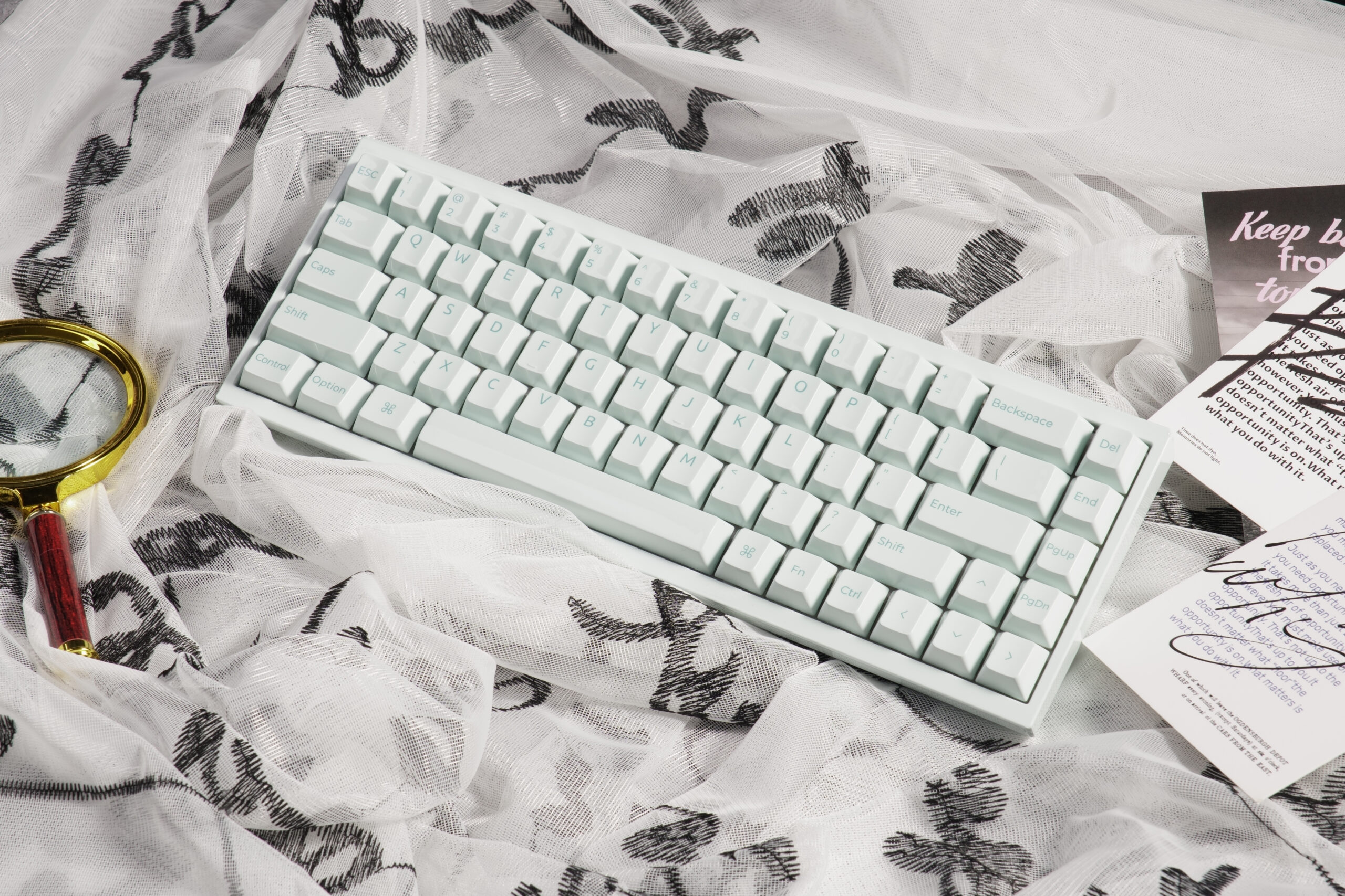 keychron made the first almost entirely ceramic