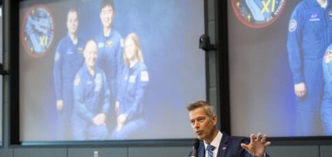 why did nasa s chief just shake