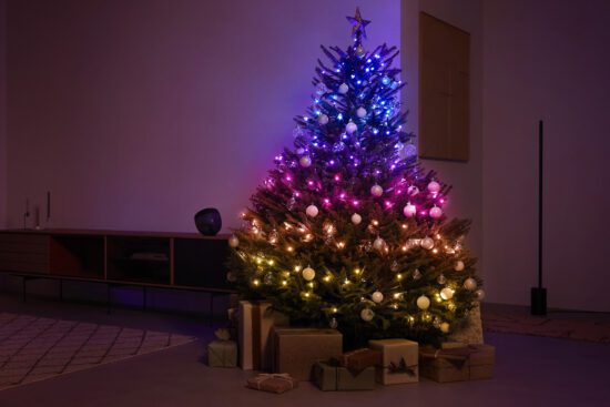 philips hue customizable string lights are up