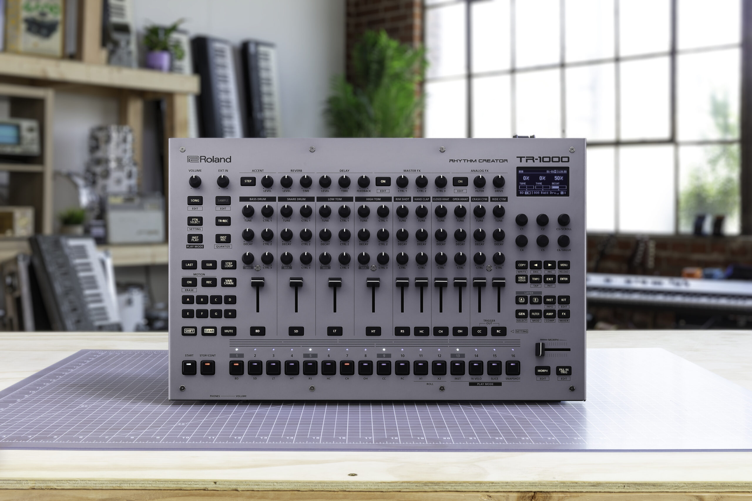 roland s tr-1000 is its first analog