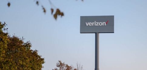 verizon is shutting down its car accessory