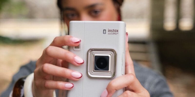 Fujifilm’s bringing instant cameras into the selfie age 1 fujifilm s bringing instant cameras into the