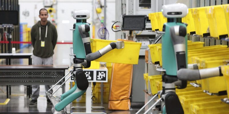 amazon hopes to replace 600 000 us