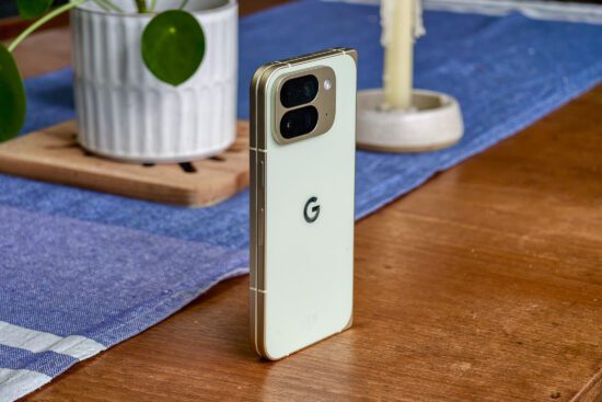 google will reportedly let 15 superfans test