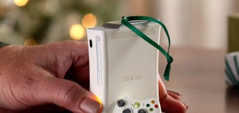 hallmark s glowing xbox 360 ornament plays
