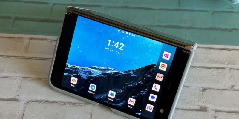 I still reach for the Microsoft Surface Duo over today's foldables; here's why 6 i still reach for the microsoft surface