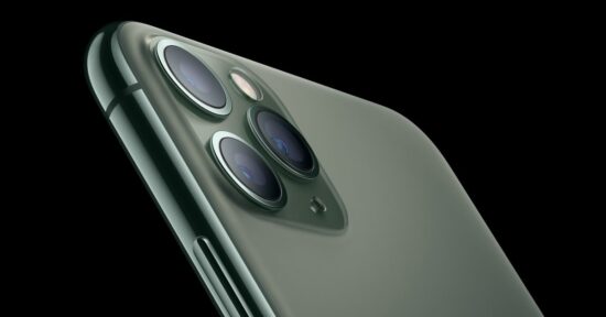 apple watch series 3 lineup and iphone